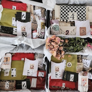 PREORDER. Advente calendar. Give surprise of wonder with opening a present a day for 24 days in December.