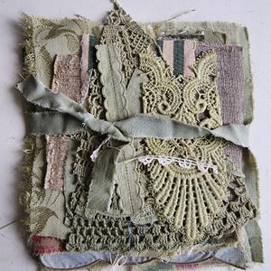 Vintage Handgefärbte Stoffquadrate: Olivgrünes Muster, 20x20