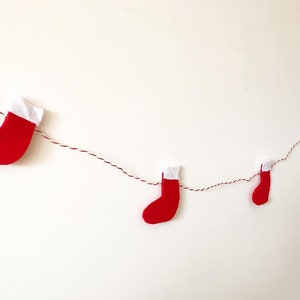 Felt Christmas stocking garland