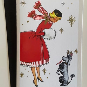 Carte de Noël Rétro Femme robe rouge et caniche, Vintage, hiver, Joyeuses fêtes, années 50, professeur, sœur, mère, amie, manchon, blonde