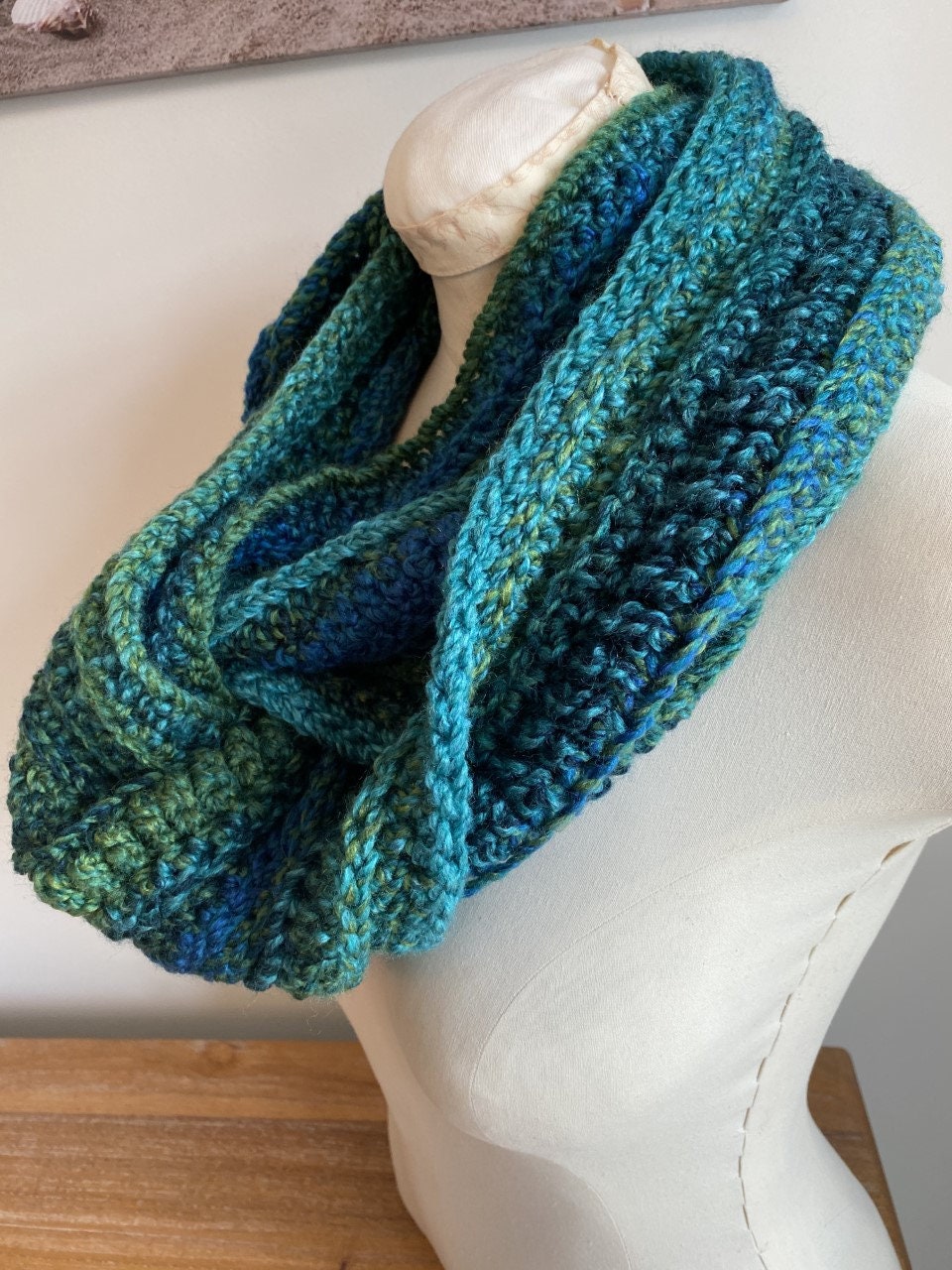 Beginner Friendly Crochet Cowl Kit | Easy Crochet Scarf Pattern ...