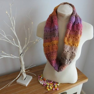 Crochet Pattern Broomstick Lace Stitch Crochet Cowl Pattern | Dolly Mixture Sweetie