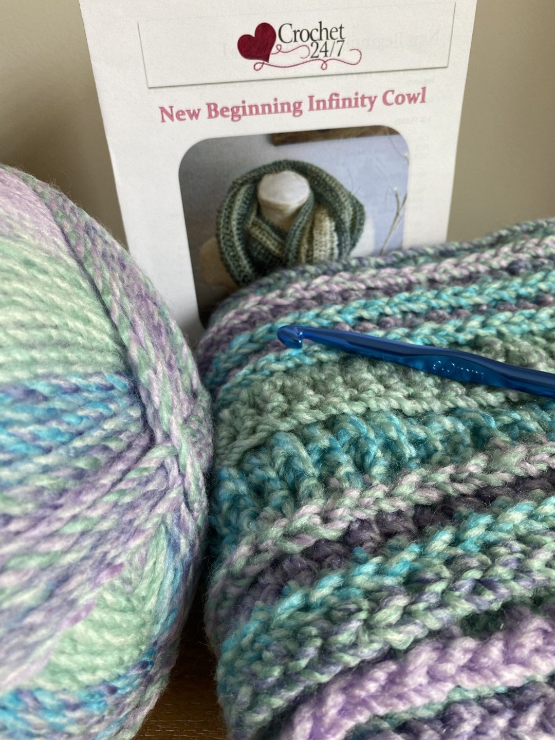 Kit Crochet New Beginning Infinity Scarf Cowl Kit | Easy Pattern ...