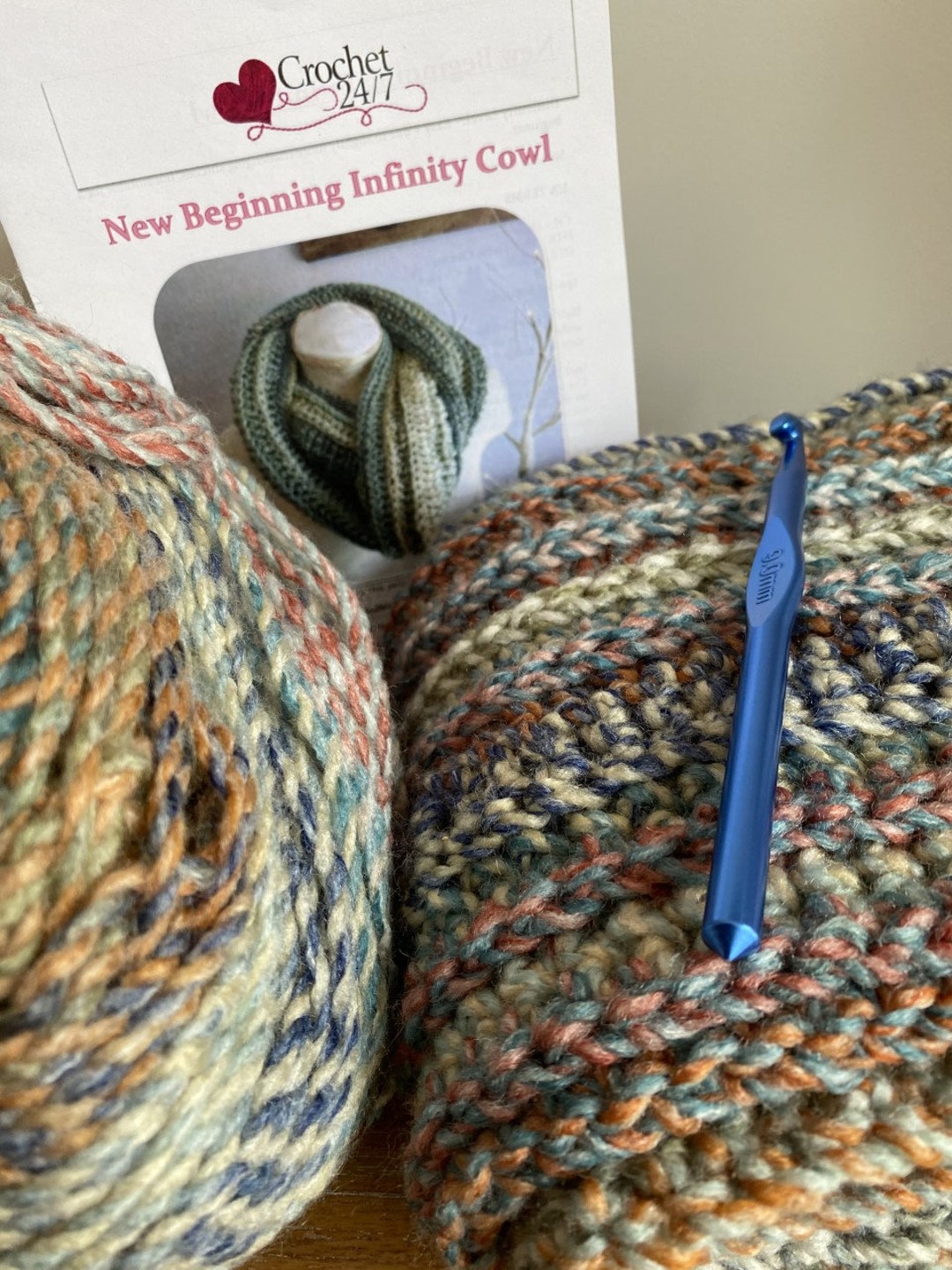 Kit Crochet New Beginning Infinity Scarf Cowl Kit Easy Pattern Circular ...