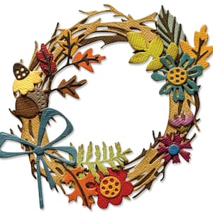 Puede incluir: Una taza de cerámica blanca con asa negra y el texto "But First, Coffee" en negrita negra. La taza se encuentra sobre una superficie blanca, mostrando su diseño limpio.