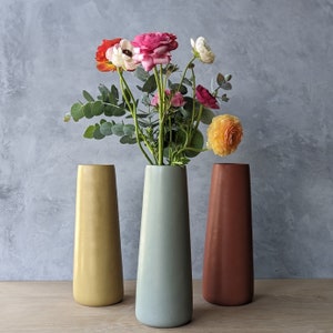 Concrete Flower Vase 9.5"