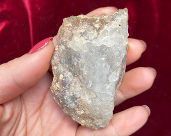 Small Natural White Round Quartz Geode Crystal Raw Rock Crystal Unpolished Small Crystal Druzy Formation