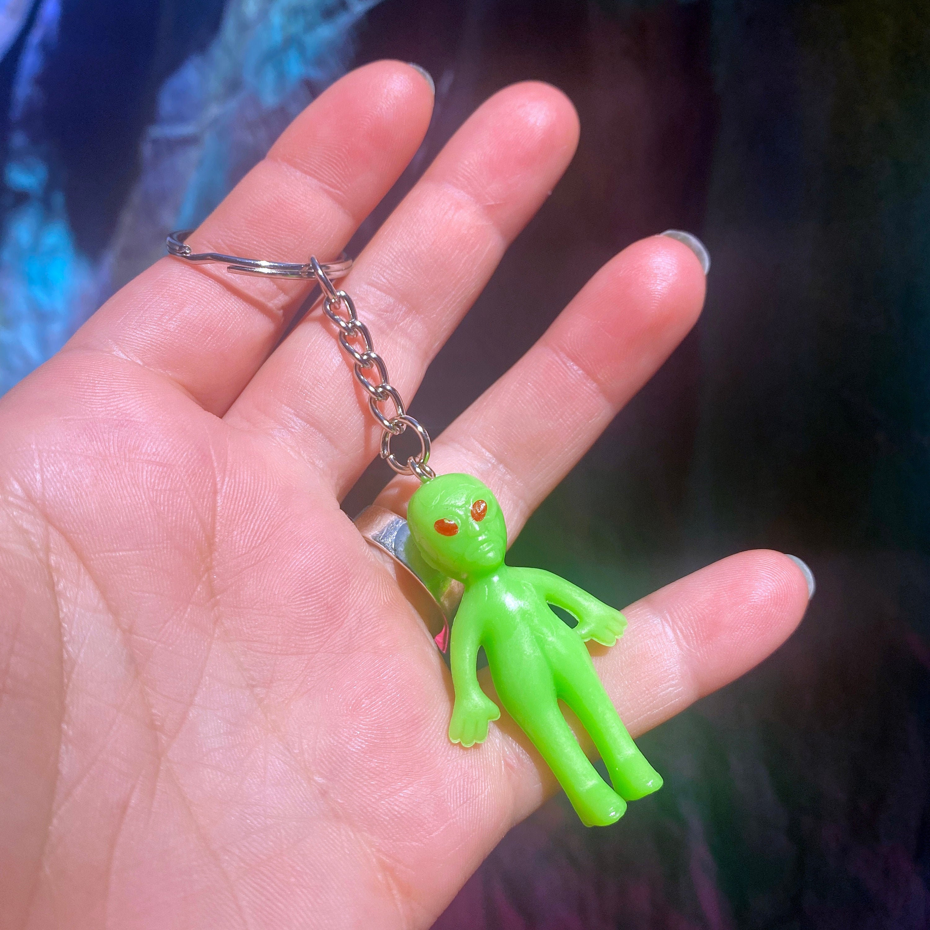 Alien Keychain / Glow in the Dark Alien Keychain / Area 51 Etsy