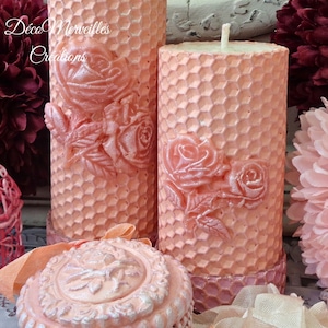 Pillar candles in embossed beeswax leaves, natural candles, artisanal candles, Le Nectar des Fées candles,