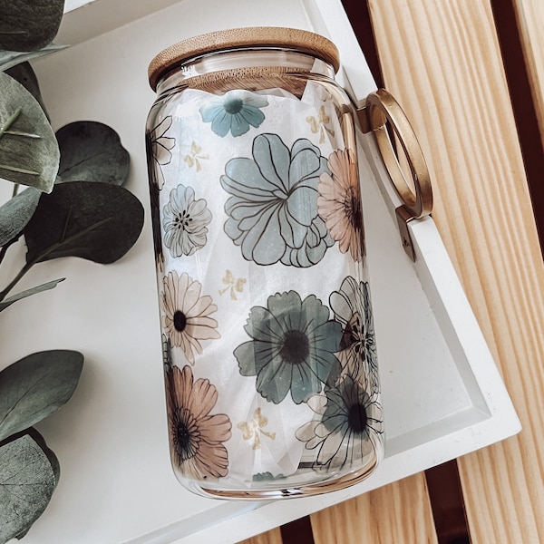 Retro Floral Glass Can Cup: 20oz Iced Coffee Tumbler with Bamboo Lid