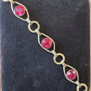 Bracelet à maillons art déco vintage 1/20 rempli d'or 12 carats et cristal rouge rubis gravé