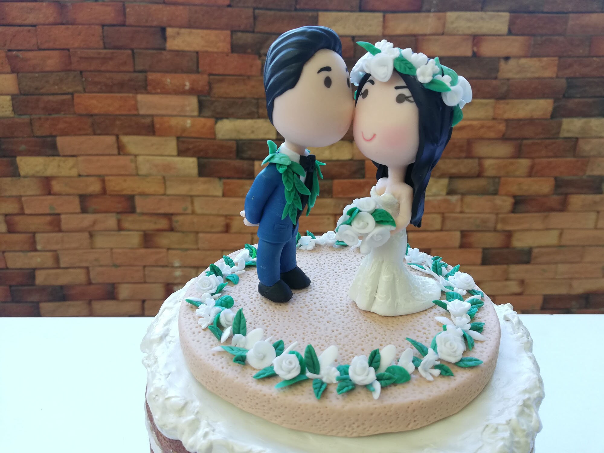 Chibi Wedding Cake Topper Hawaiian Theme Anime Couple Bride Etsy Chibi Wedding Cake Topper Hawaiian Theme Anime Couple Bride Etsy