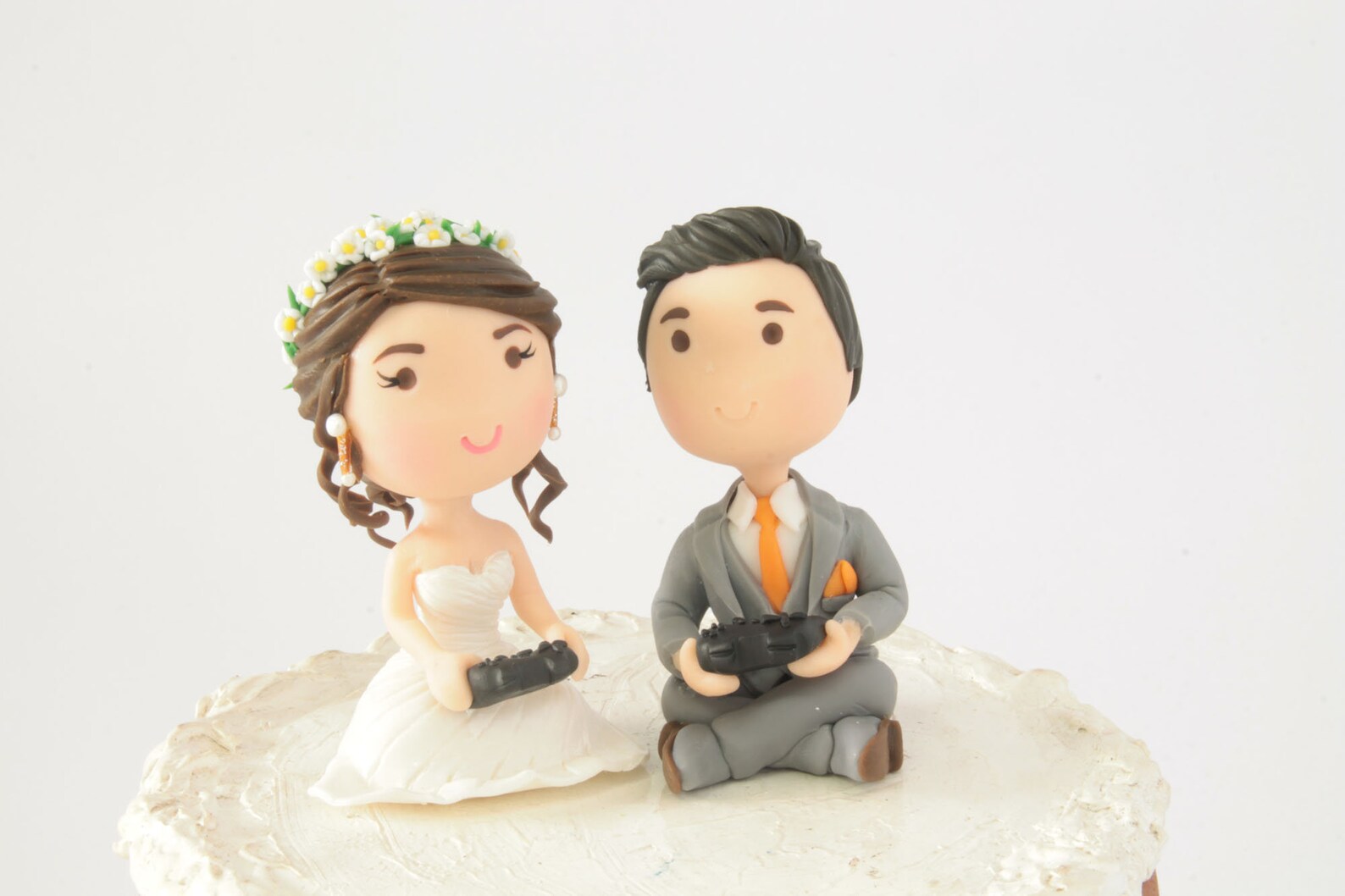 Gamer couple wedding cake topper