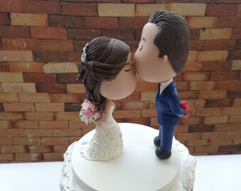 Sport Wedding Cake Toppers Couple karate bride and groom Forehead Kiss with boxing gloves Figurines Wedding Centerpiece Decoration