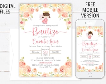 Pode incluir: Um convite de batismo com um design floral rosa e branco com efeito aquarela. O convite apresenta uma linda ilustração de um anjo e o texto "Bautizo" e "Camila Lara". O convite inclui a data, hora e local da cerimônia e celebração do batismo.