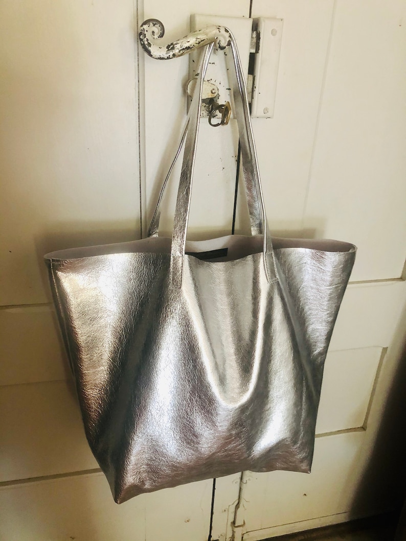 Silver Italian leather tote bag, metallic leather shoulder bag, soft oversized bag in silver leather image 4