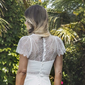 Top PAVANE, top de mariée a manche courte, crepe et dentelle