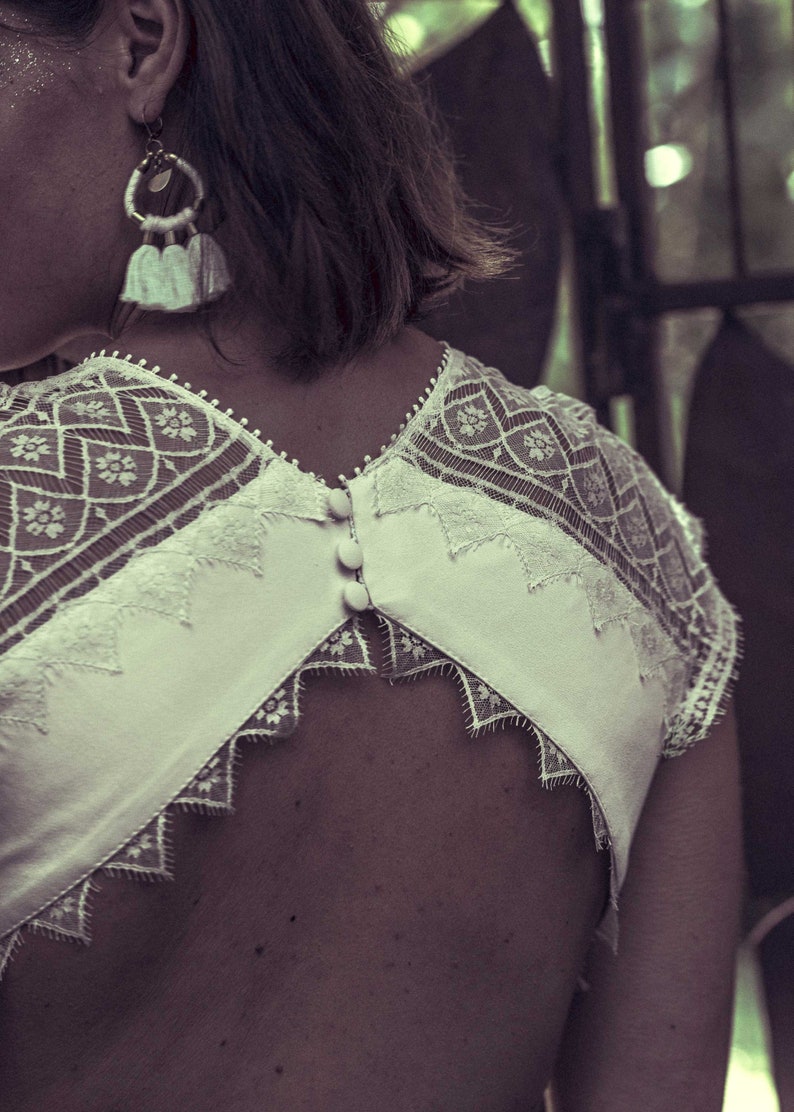 Robe de mariée Malloire crepe et dentelle dos nu boutons