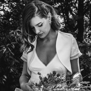 Veste/ boléro de mariage manches courtes NOVA