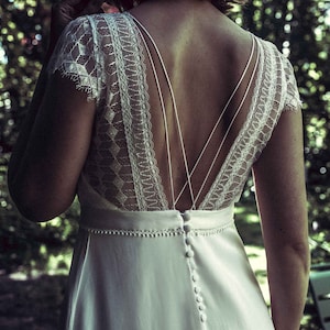 Robe mariée Gaby, Robe en soie et dentelle dos nu