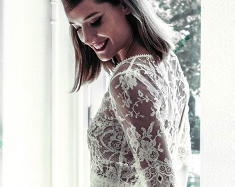 Ivory Calais Lace Bridal Top, 3/4 Sleeve, Silk Buttons, modele COLE