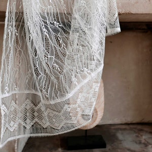 Étole dentelle ivoire LIMA, étole longue mariage