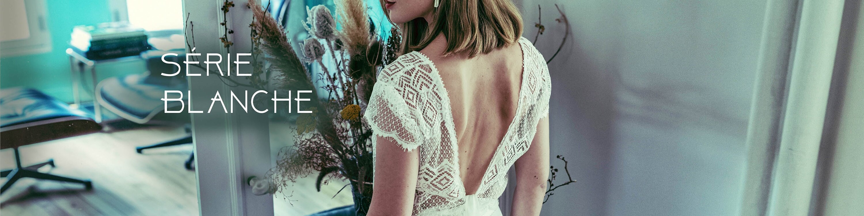 Robe Cocktail BCBG Max Azria Sans Manches En Plissé Blanc Cassé - Taille S - Neuve Avec étiquettes