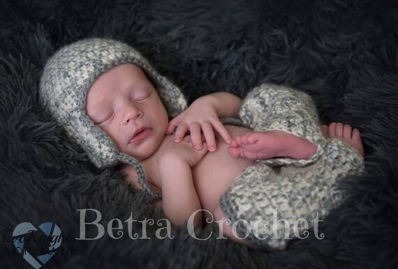 crochet newborn hat with ear flaps