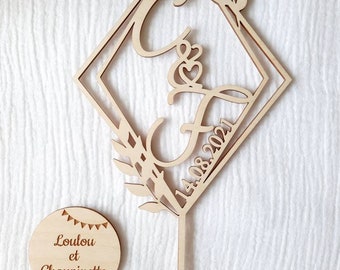 Cake topper mariage en bois personnalisé champêtre