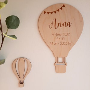 Personalized hot air balloon - Baby / child's room wall decoration - birth gift