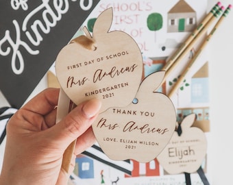 CUSTOM HOME & GIFTS