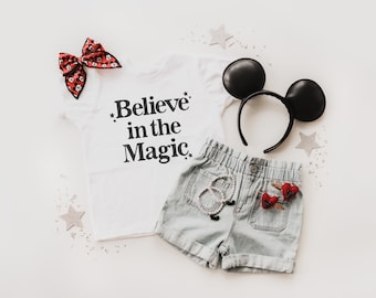 Camiseta Believe in the Magic, camiseta de vacaciones familiares a juego en Disney, primer atuendo para un viaje a Disney World, camiseta de Disneyland para bebés, niños pequeños y niños
