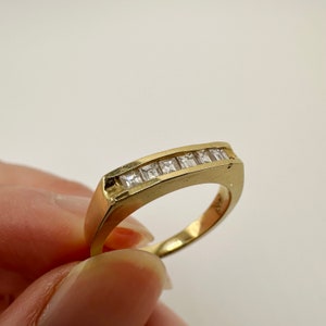 Vintage 14k Yellow Gold Baguette Diamond Band