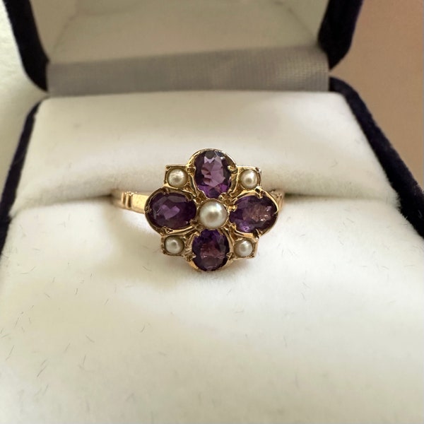 Vintage 9k Yellow Gold Amethyst and Seed Pearl Quatrefoil Ring