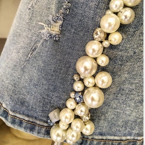 Longuette skirt in hand-embroidered jeans