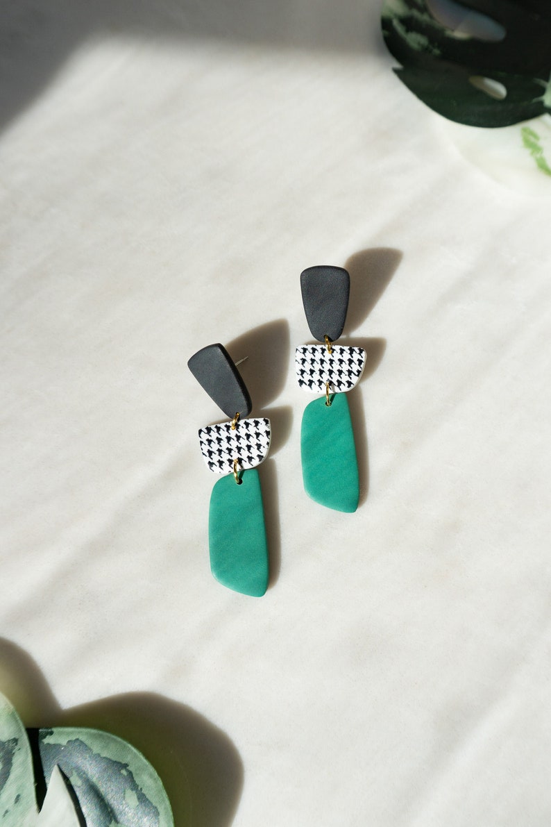 Black White Houndstooth Polymer Clay Earrings Lightweight Statement Jewelry Modern Minimal Hypoallergenic Post DEW DROPS in emerald green image 1