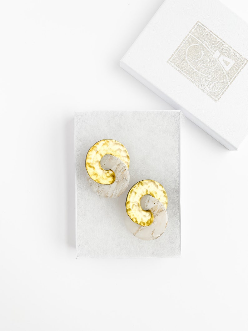 White and Gold Link Polymer Clay Lightweight Earring Hypoallergenic Posts Contemporary Jewelry Spring Summer Statement midi WE RISE image 6