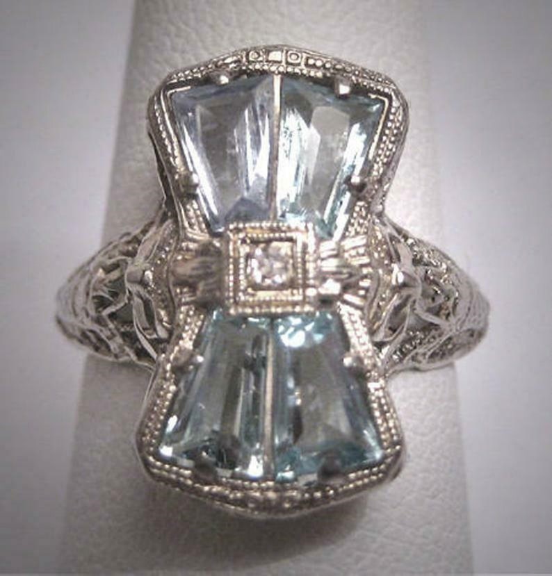 Circa 1920/'s Estate Art Deco Ring Filigree Vintage Bow Style Ring Baguette Cut Aquamarine Diamond Wedding Ring Woman/'s Engagement Ring