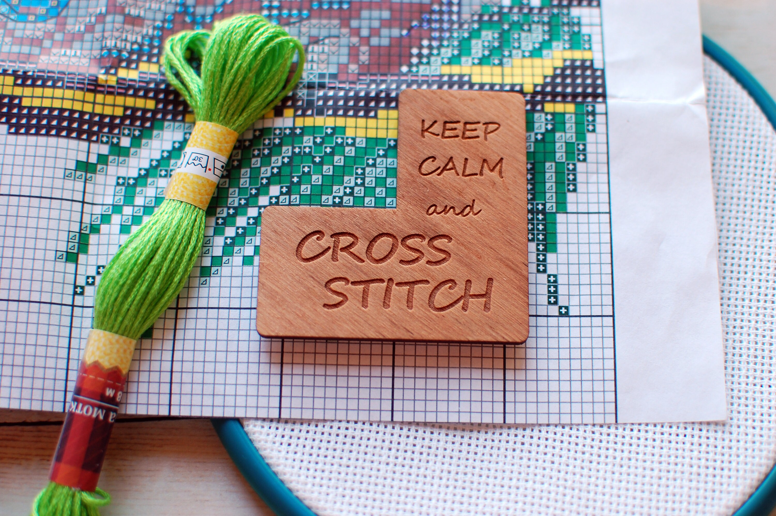 Needle minder cross stitch Pattern Help Reader 2 in 1 Cross | Etsy