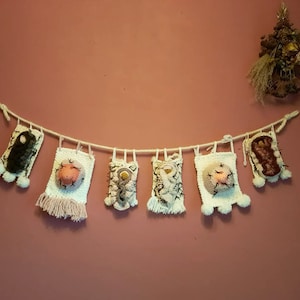 Mini Vulva Garland / Upholstery ENG CROCHET PATTERN