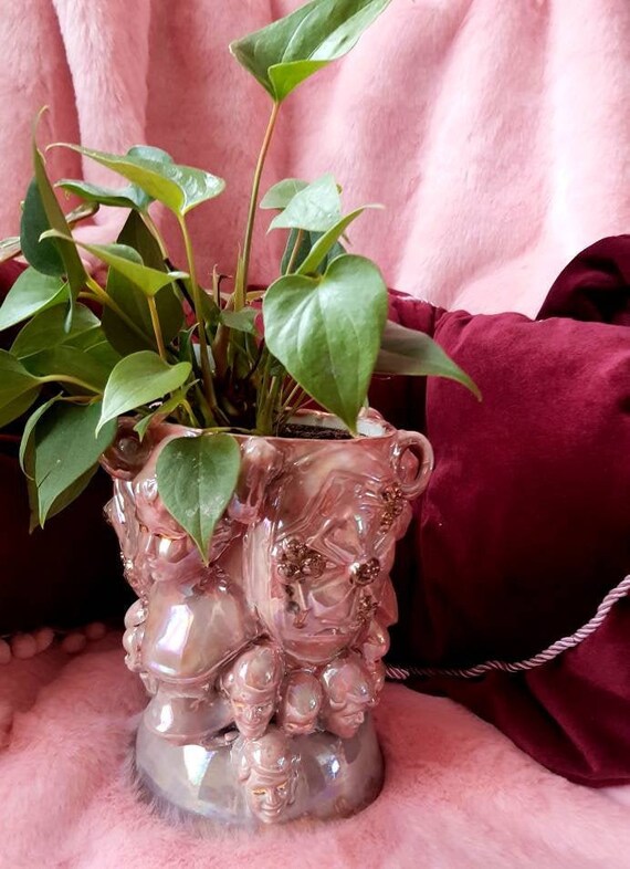 doll vase