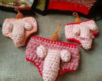 Pantalón mini con tirantes PATRÓN DE GANCHILLO