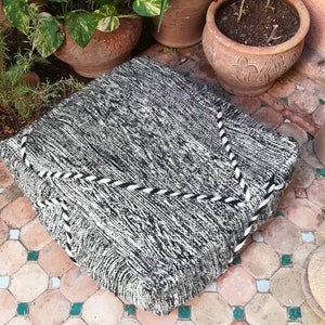 Moroccan Kilim Pouf, Beni Ourain Pouf for Living Rooms, Bohemian Berber Pouf &  Moroccan Rug Collection, Pouf Ottoman, Moroccan Kilim Pouf
