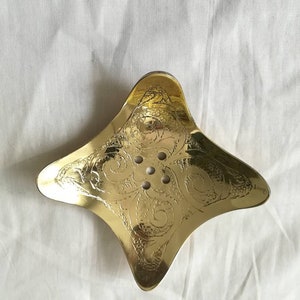 Engraved copper soap dish - original gift