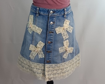 Reworked Bohemian upcycled Repurposed Blue Denim Chantilly Cream Lace Bows Faux Beaded Y2K midi Round Grunge Button Front Skirt size 4