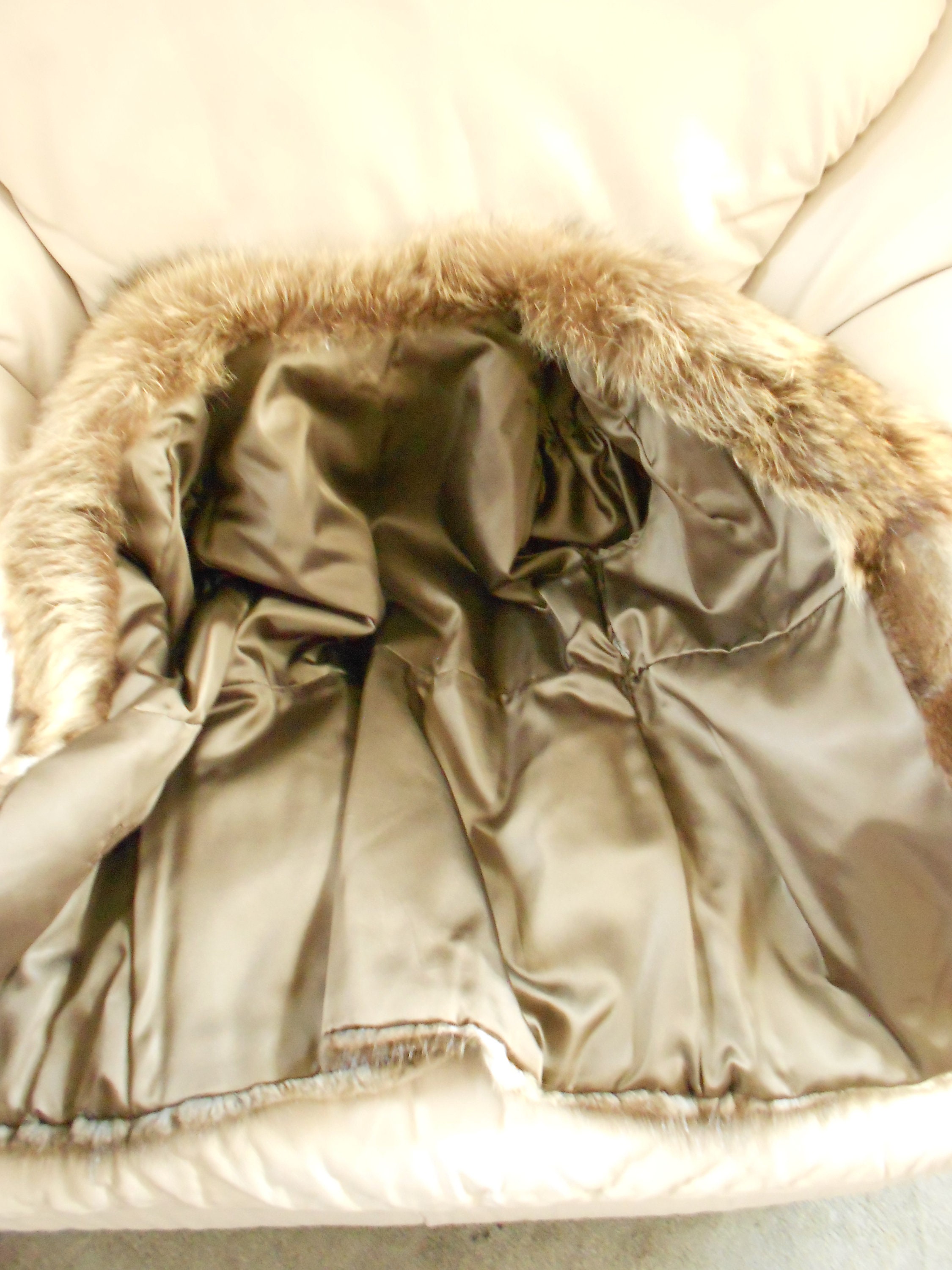 Fur Coat With Raccoon Fur Collar / Genuine Fur Jacket / Size Small - Etsy
