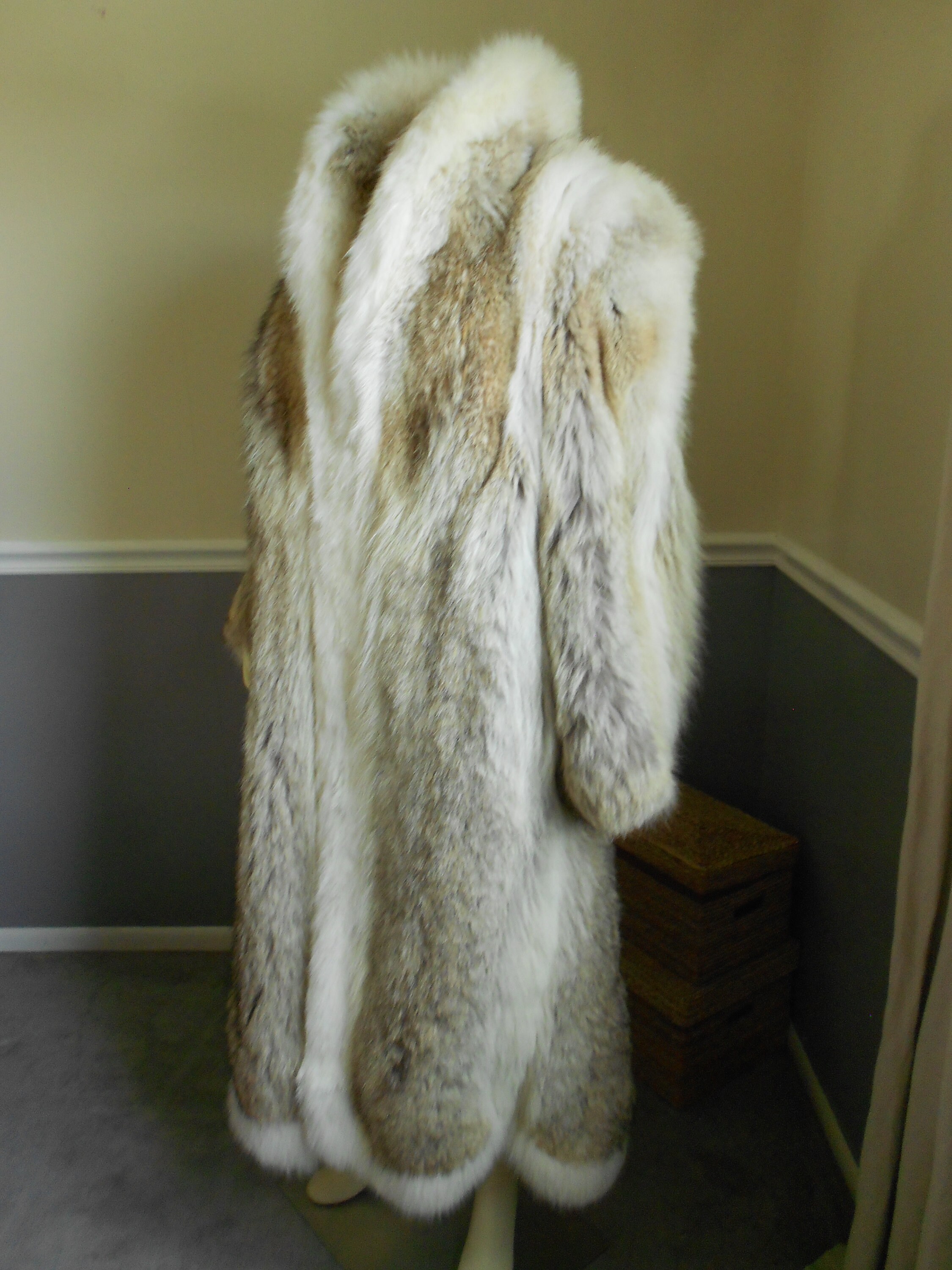 Coyote Fur Coat / Full Length Coyote Coat / Size Large Etsy