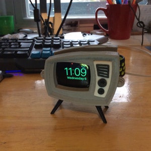 Apple Watch Charging Dock TV image 3