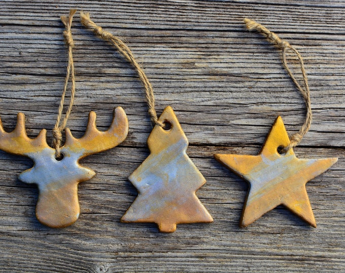 Featured listing image: Set of 3 minimal style polymer clay Christmas decorations.