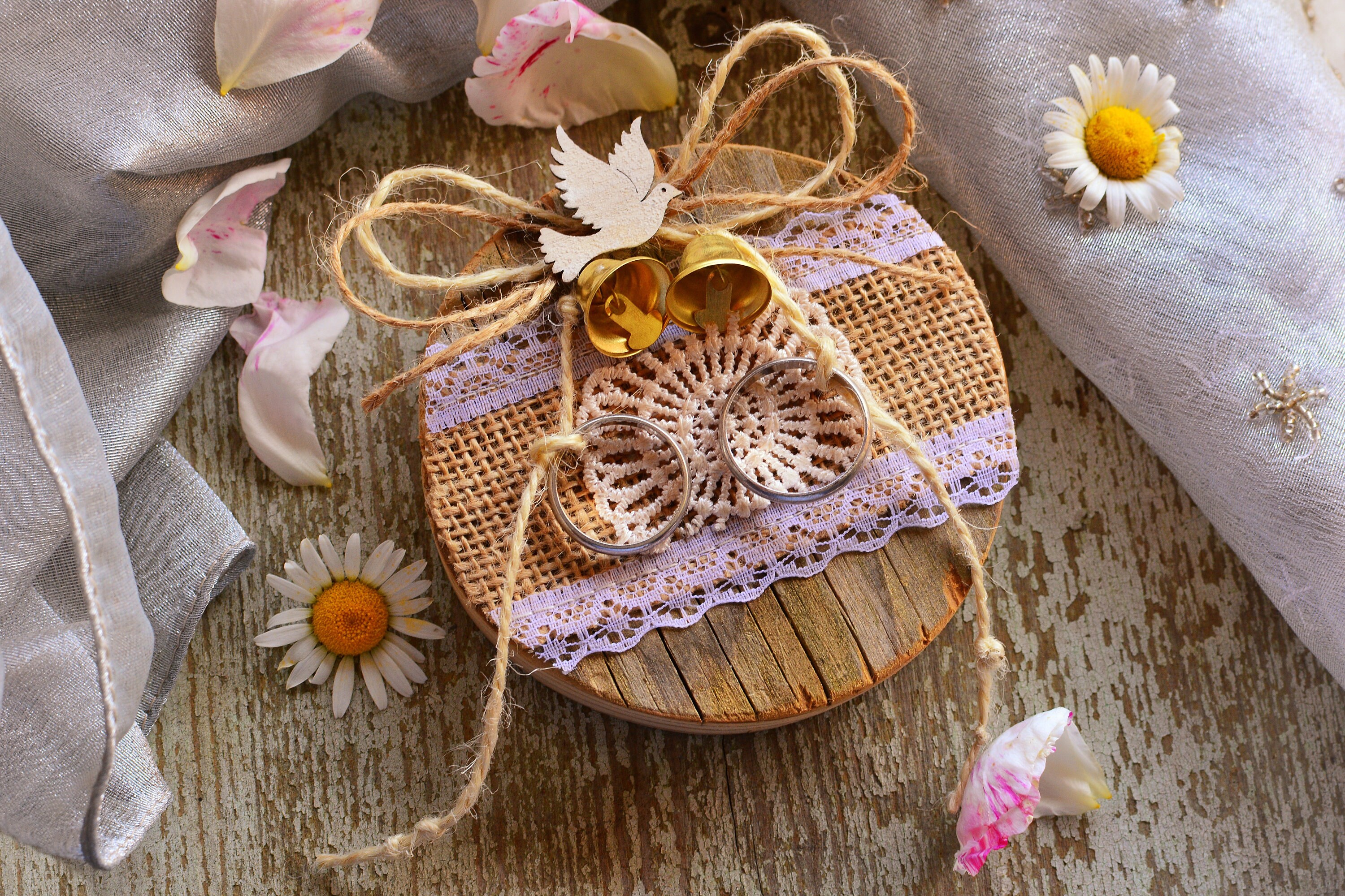 Rustic wood wedding ring holder “Provence”.